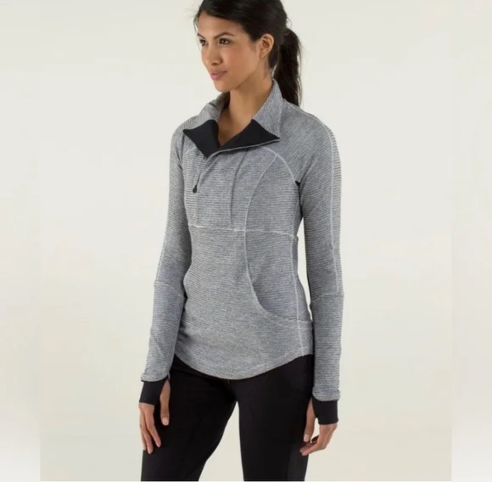 LULULEMON Base Runner Herringbone Gray/Black Size 10 Stretchy half zip